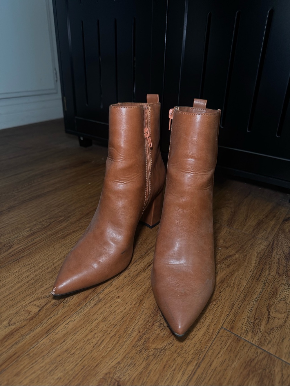 Shoe Dazzle Cognac Pointed Toe Leather Ankle Booties